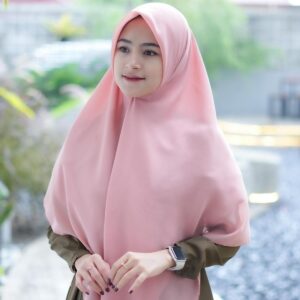 Hijab Square Syar'i By Neisya Hijab  Size 130x130 Pouch